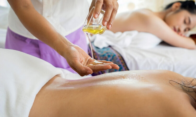 Becoming a Massage Therapist: 10 Easy Steps